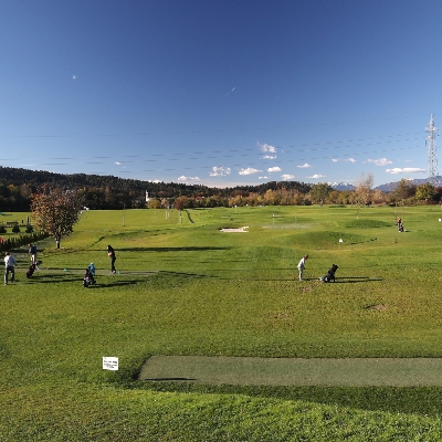Mladinski golf center Stanežiče