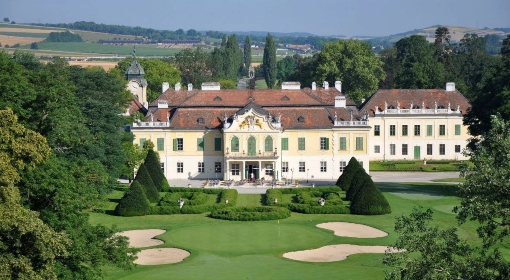 Schloss Schonborn - 9 holes